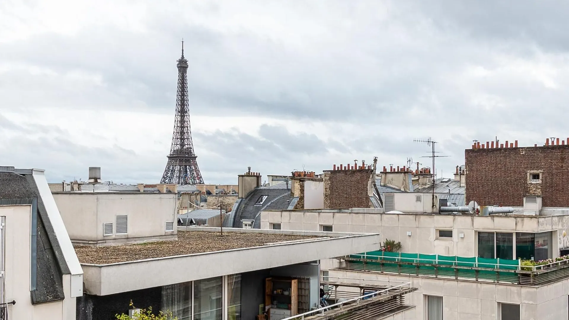 Apartment Champs Elysees I Vue Sur Tour Eiffel & Spacieux *